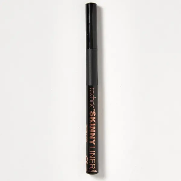 Technic Skinny Liner Pen - Black